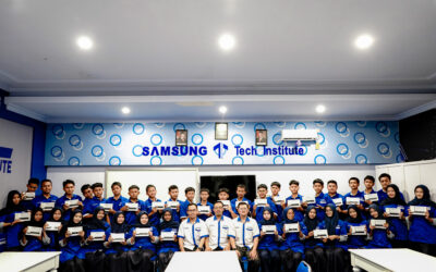 Perkuat Pembelajaran Berbasis Industri, SMKS Islam 1 Blitar Laksanakan Serah Terima Tablet Samsung Tech Institute